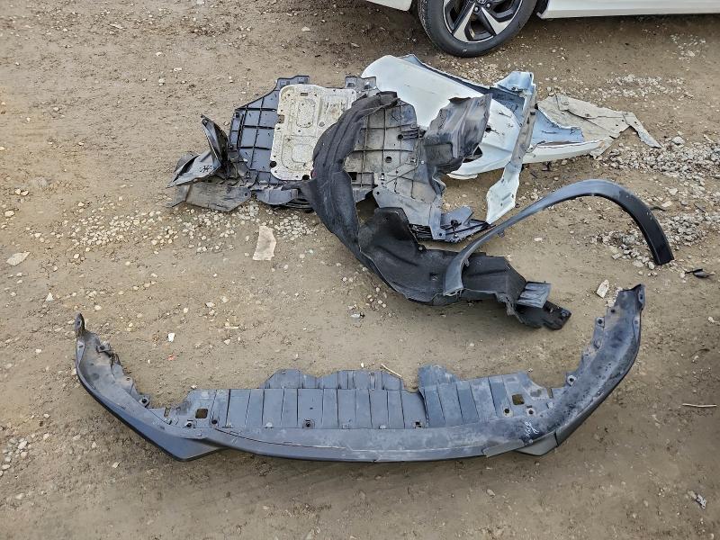 Фото 13 - HONDA HR-V