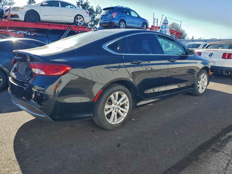 Фото 3 - CHRYSLER 200