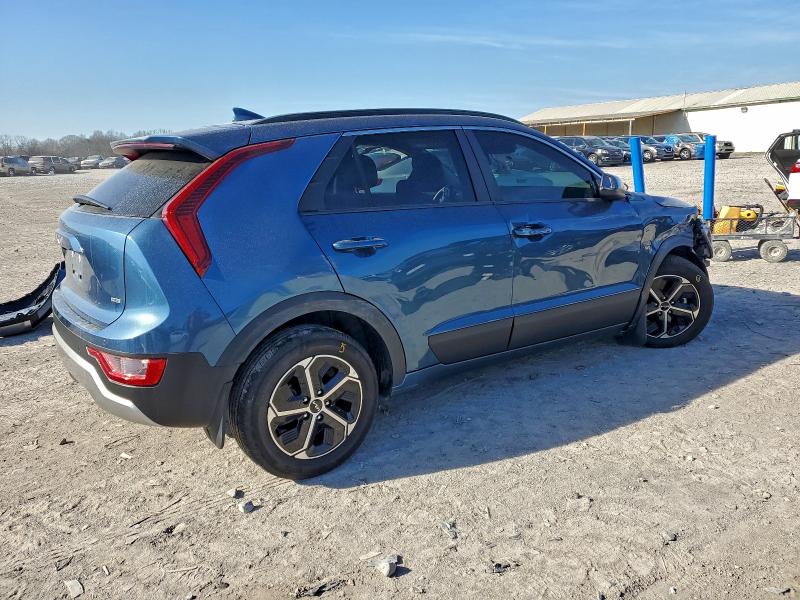 Фото 3 - KIA NIRO