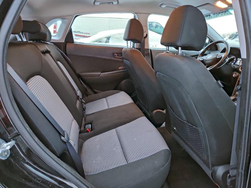 Фото 10 - HYUNDAI KONA