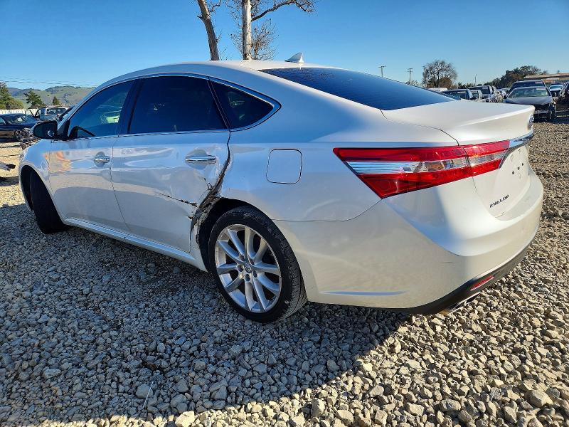 Фото 2 - TOYOTA AVALON