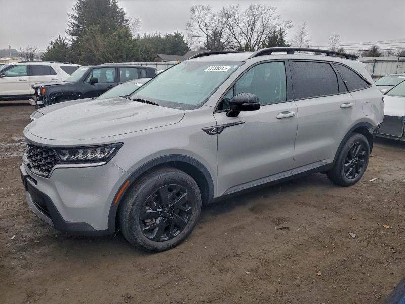 Фото 1 - KIA SORENTO