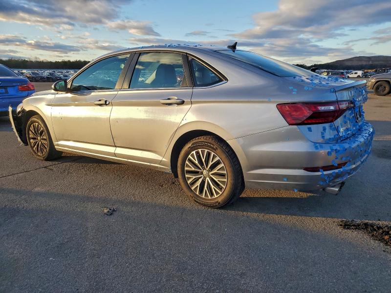 Фото 2 - VOLKSWAGEN JETTA