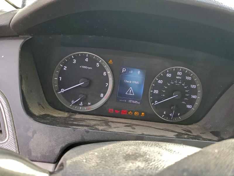 Фото 9 - HYUNDAI SONATA