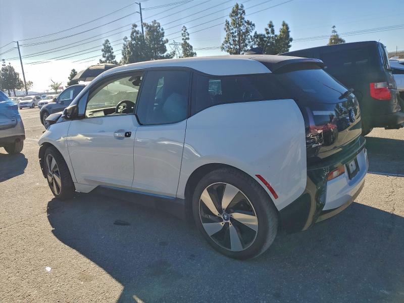 Фото 2 - BMW I SERIES