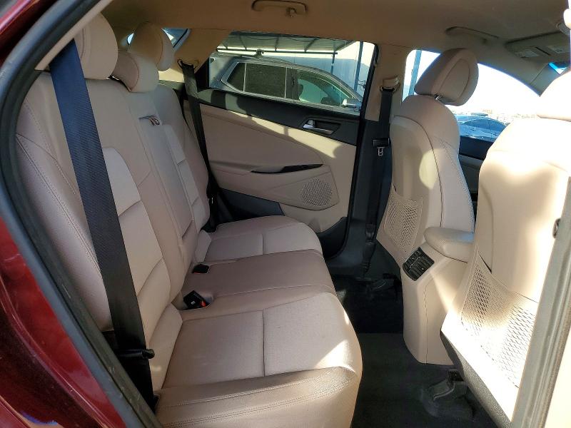 Фото 11 - HYUNDAI TUCSON