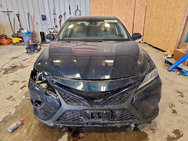 Фото 5 - TOYOTA CAMRY