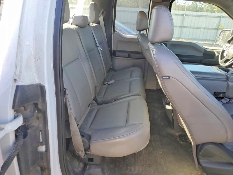 Фото 10 - FORD F-150