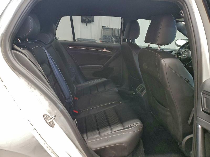 Фото 10 - VOLKSWAGEN GOLF