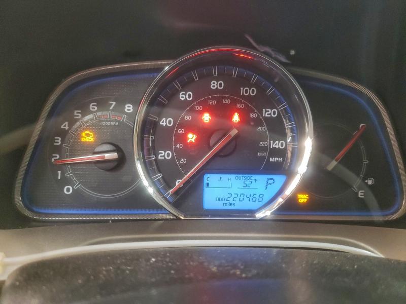 Фото 9 - TOYOTA RAV4