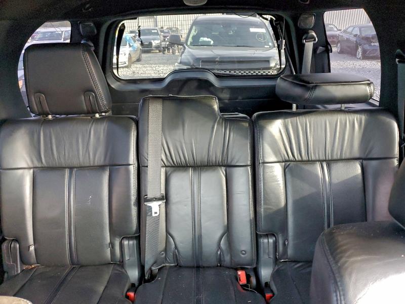 Фото 10 - LINCOLN NAVIGATOR