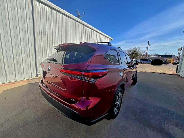 Фото 4 - TOYOTA HIGHLANDER