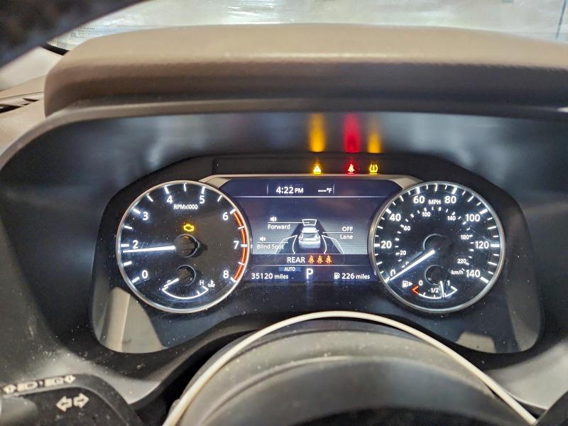 Фото 9 - NISSAN ROGUE