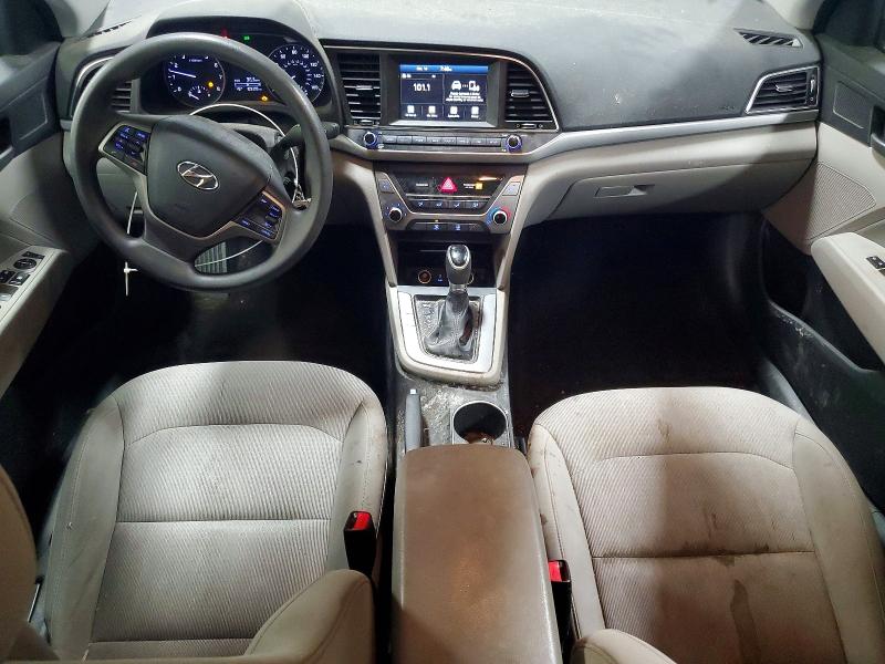 Фото 8 - HYUNDAI ELANTRA