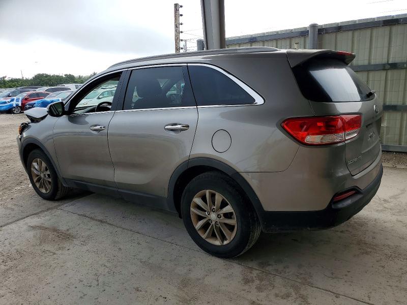 Фото 2 - KIA SORENTO