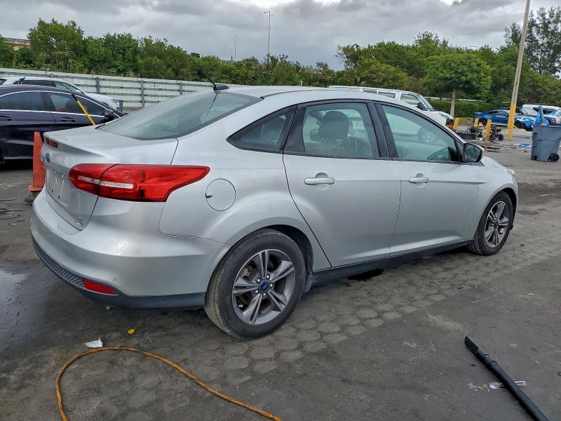 Фото 3 - FORD FOCUS