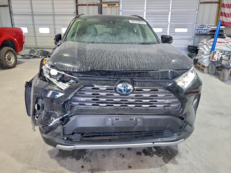 Фото 5 - TOYOTA RAV4