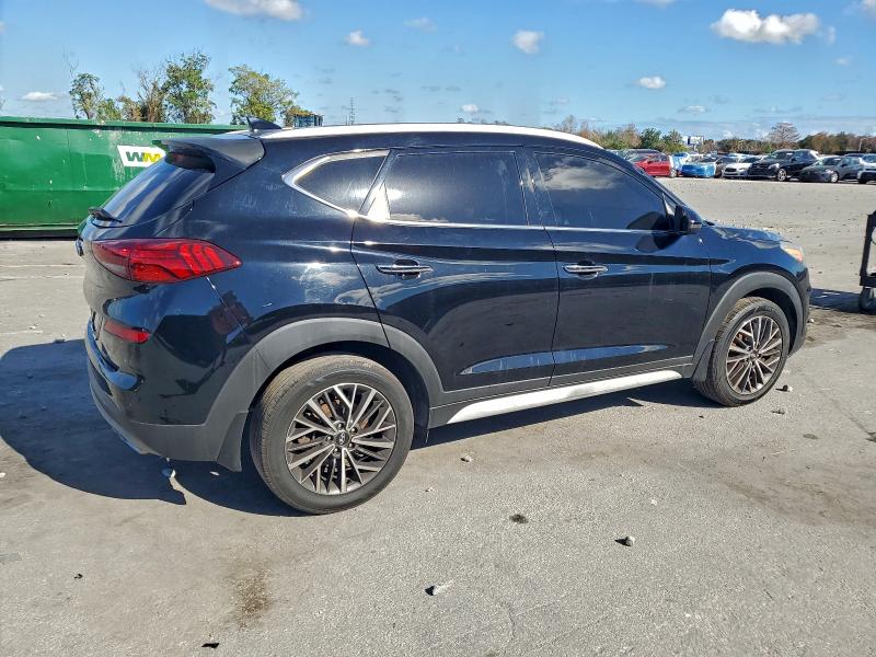 Фото 3 - HYUNDAI TUCSON