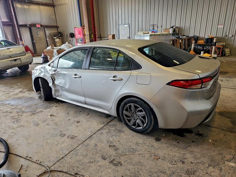 Фото 2 - TOYOTA COROLLA