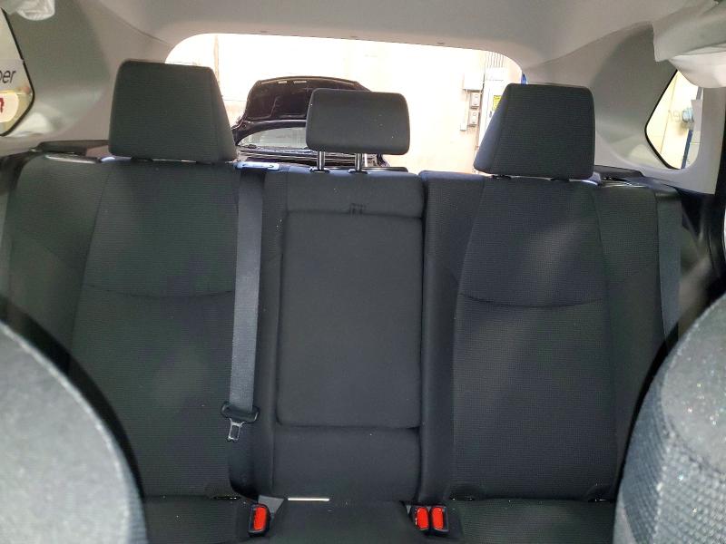 Фото 10 - TOYOTA RAV4