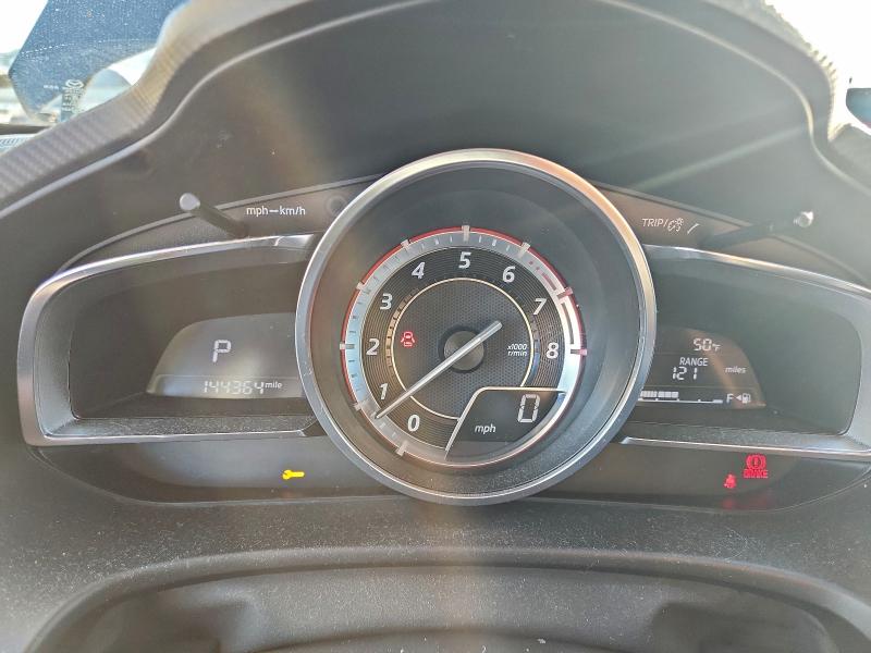 Фото 9 - MAZDA 3