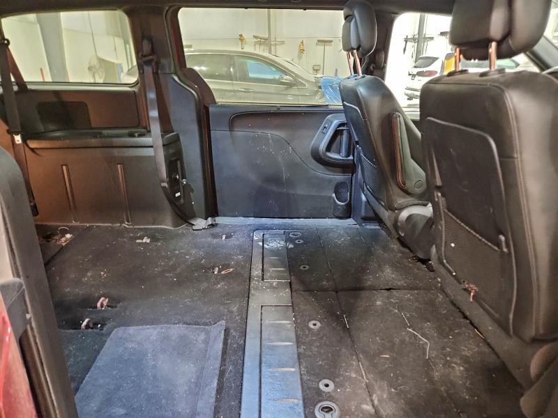 Фото 11 - DODGE CARAVAN