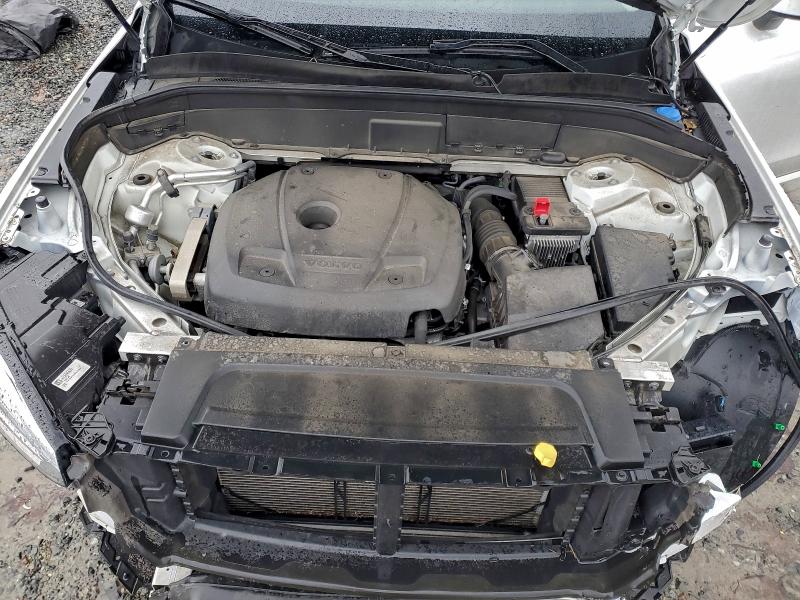 Фото 12 - VOLVO XC90