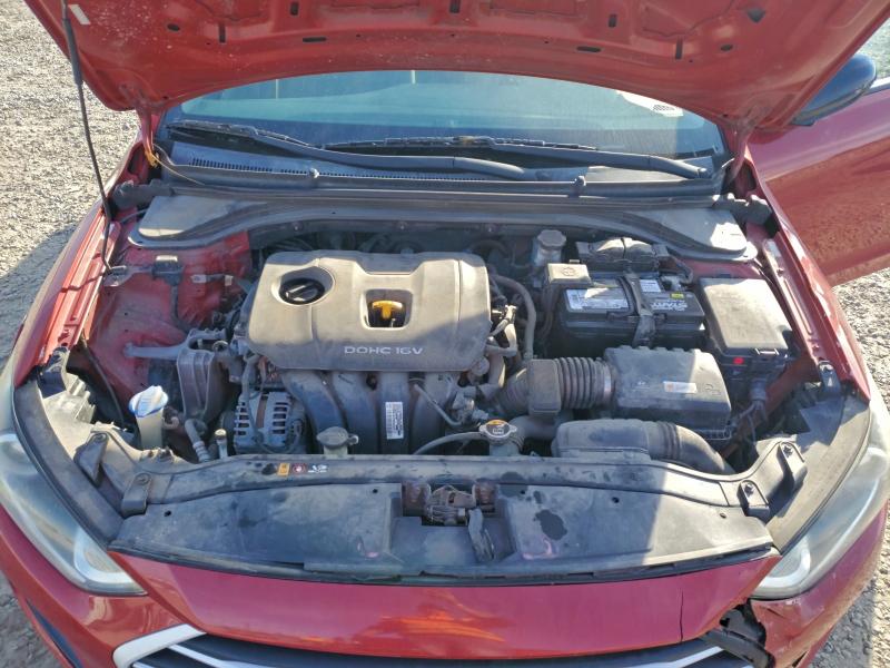 Фото 11 - HYUNDAI ELANTRA