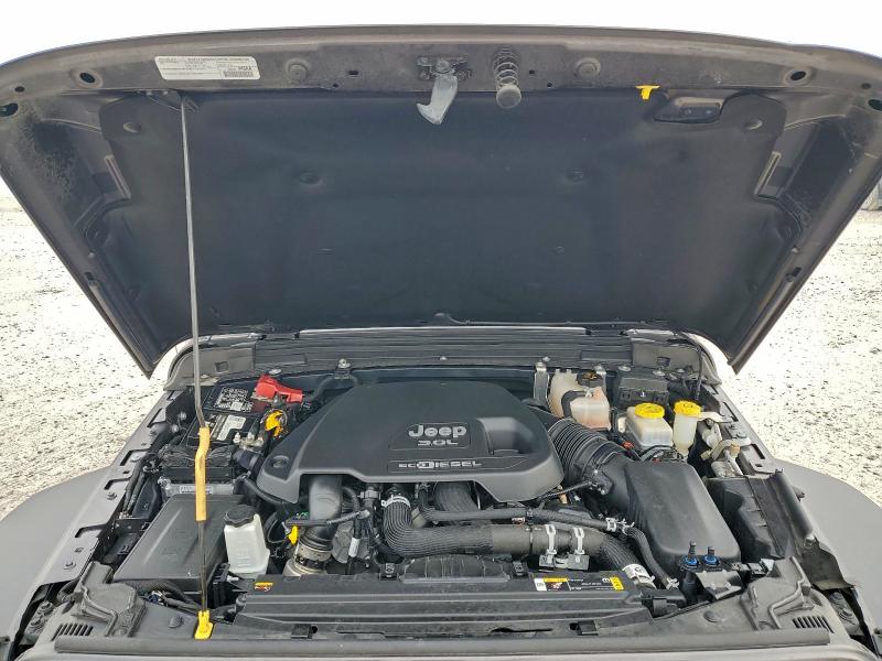 Фото 12 - JEEP WRANGLER