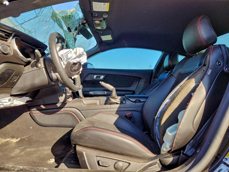 Фото 7 - FORD MUSTANG