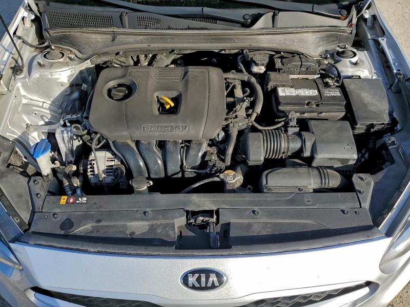 Фото 11 - KIA FORTE