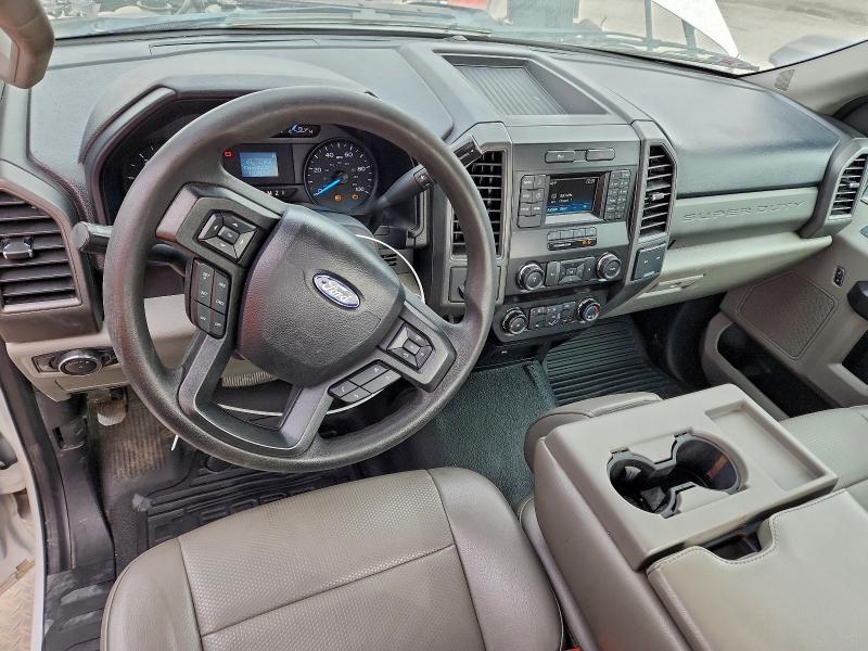 Фото 8 - FORD F550