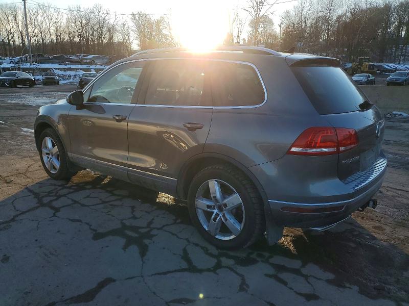 VOLKSWAGEN TOUAREG TD 2016 VIN WVGEP9BP6GD003841
