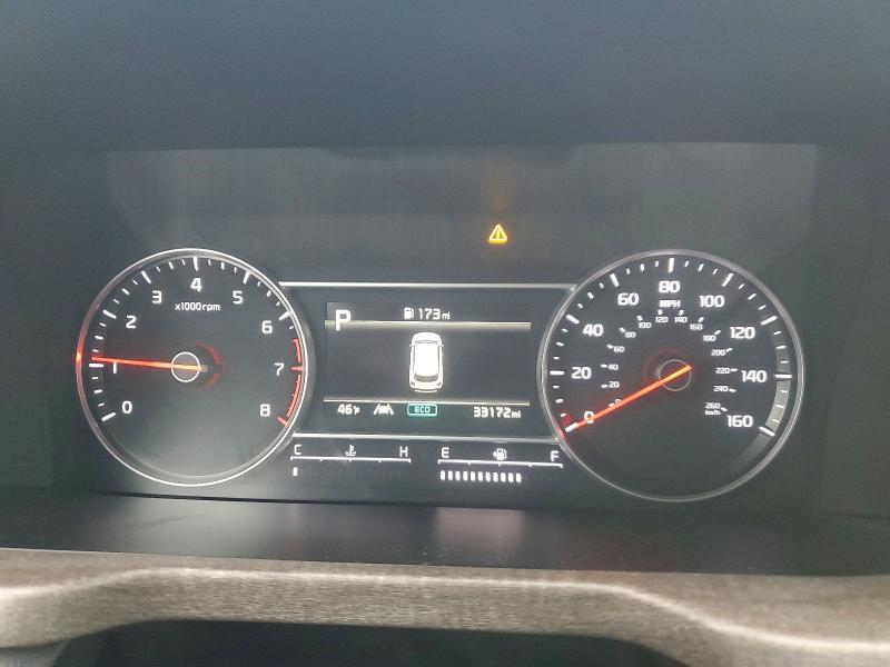 Фото 9 - KIA SORENTO