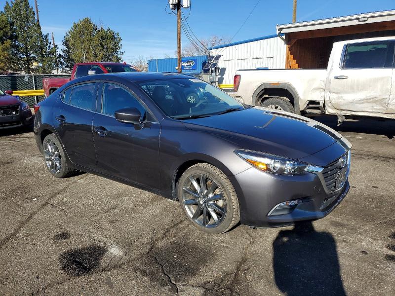 Фото 4 - MAZDA 3