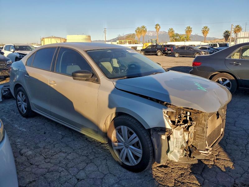 Фото 4 - VOLKSWAGEN JETTA