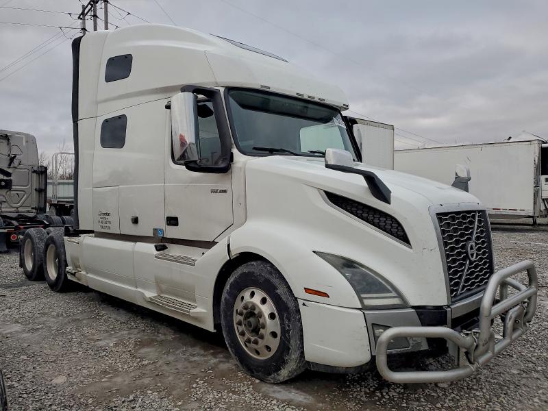 Фото 1 - VOLVO All Models