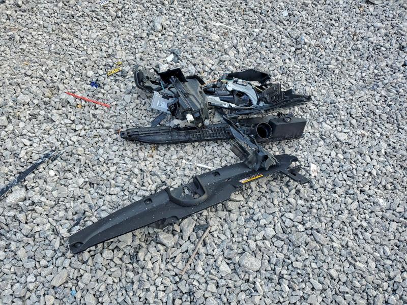 Фото 12 - TOYOTA COROLLA