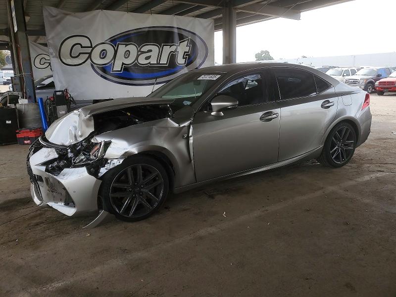 Фото 1 - LEXUS IS