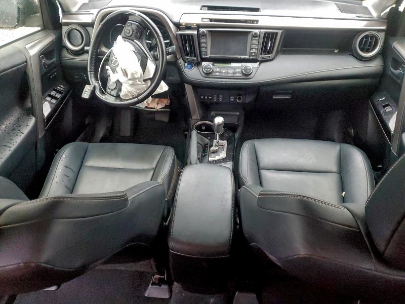 Фото 8 - TOYOTA RAV4