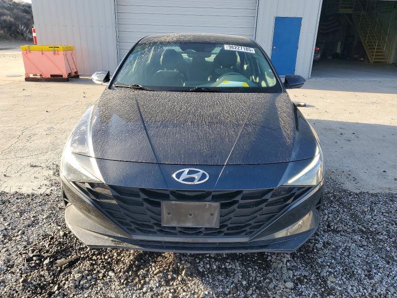 Фото 5 - HYUNDAI ELANTRA