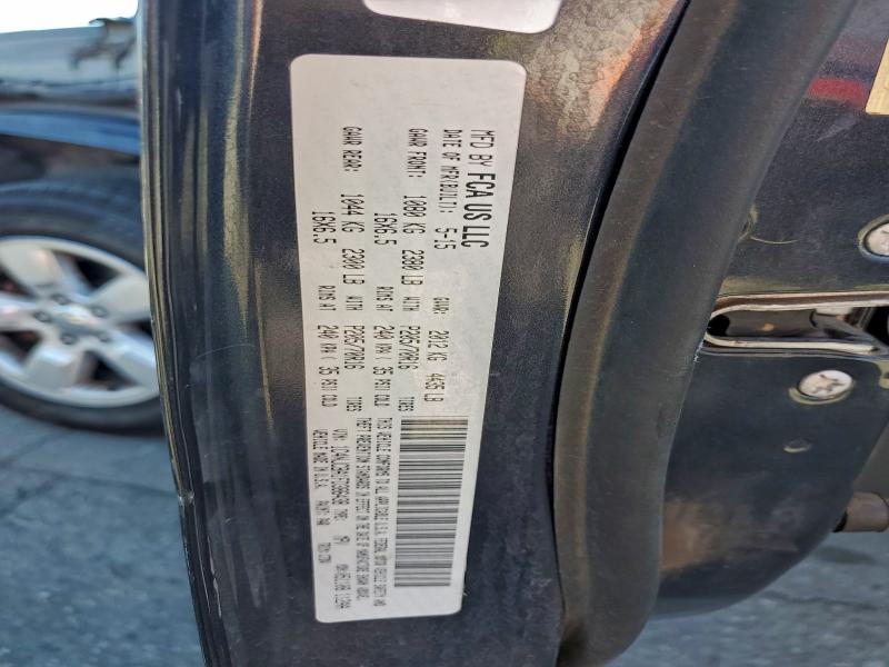 Фото 14 - JEEP COMPASS