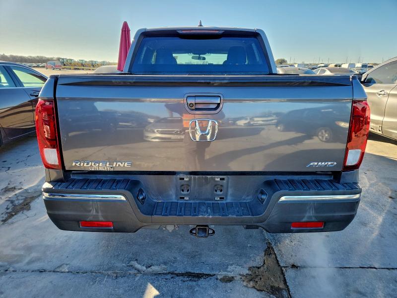 Фото 6 - HONDA RIDGELINE