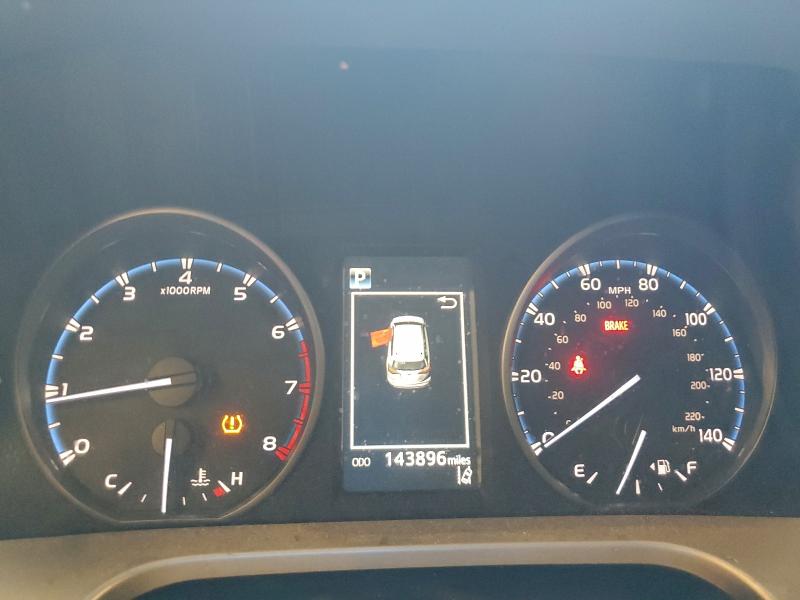 Фото 9 - TOYOTA RAV4