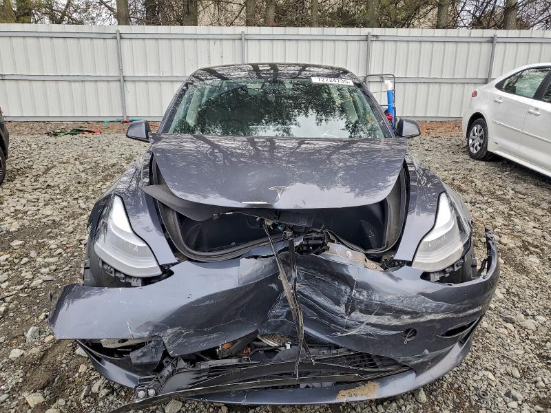 Фото 5 - TESLA MODEL 3