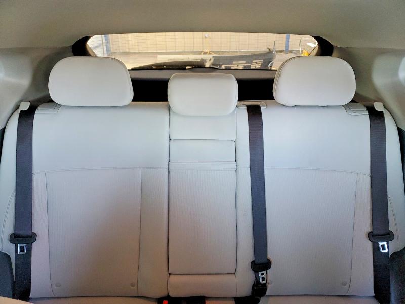 Фото 10 - HYUNDAI KONA