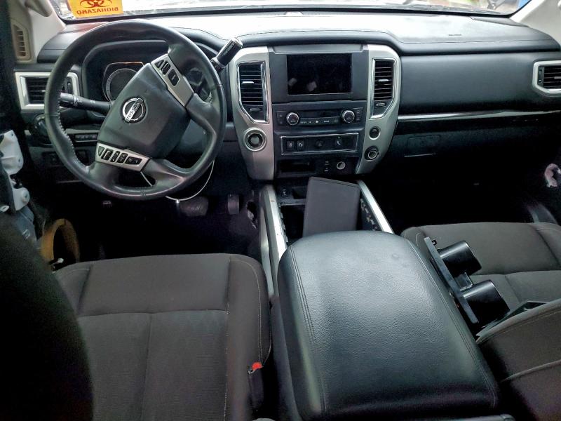 Фото 8 - NISSAN TITAN