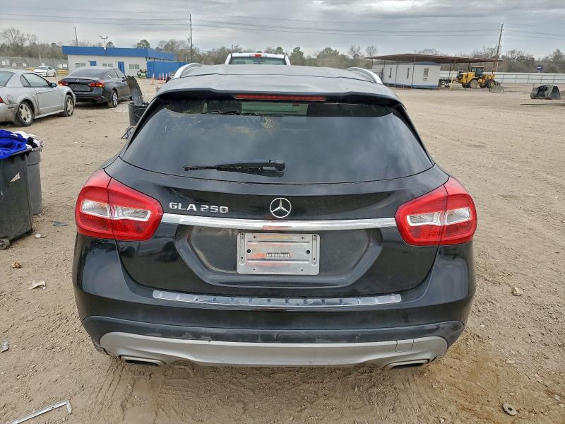Фото 6 - MERCEDES-BENZ GLA-CLASS