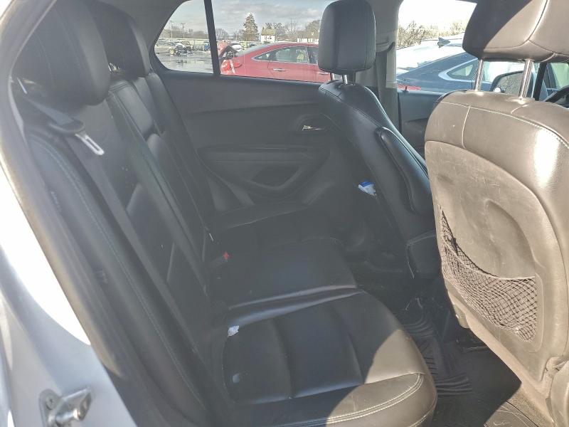 Фото 11 - CHEVROLET TRAX