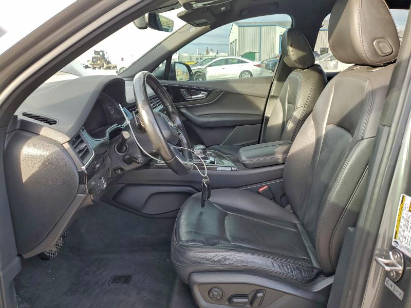 Фото 7 - AUDI Q7